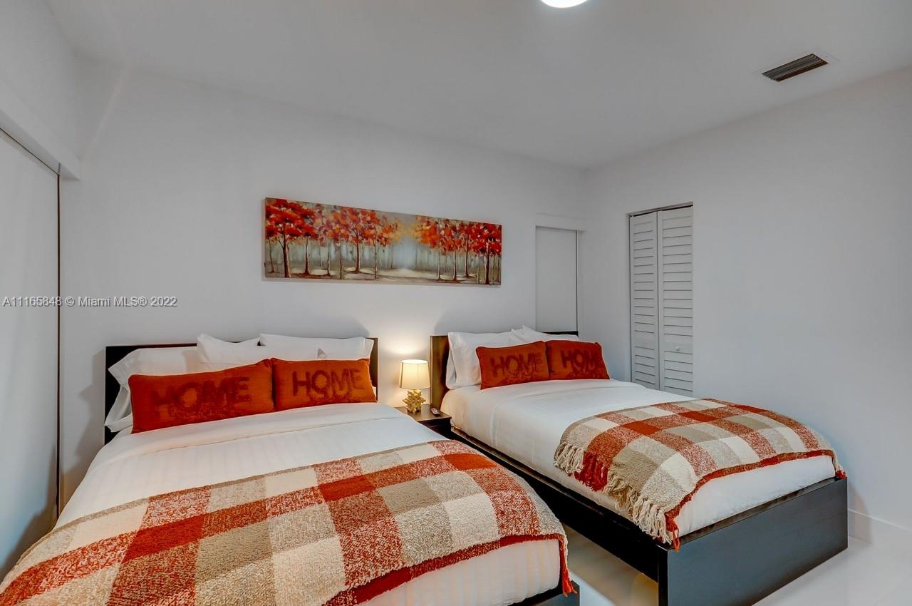 OMNI ESTATES 2ND ADDN - Residential