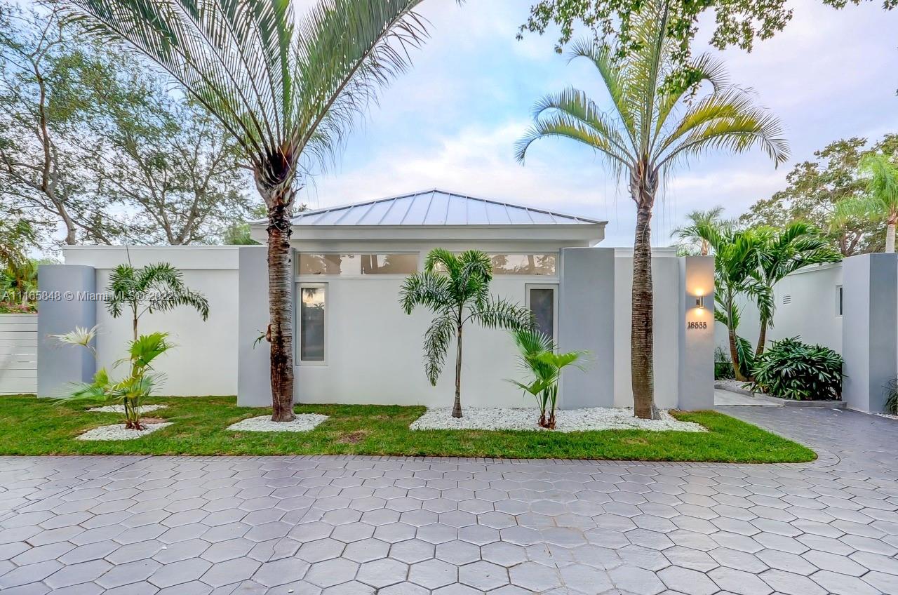 OMNI ESTATES 2ND ADDN - Residential