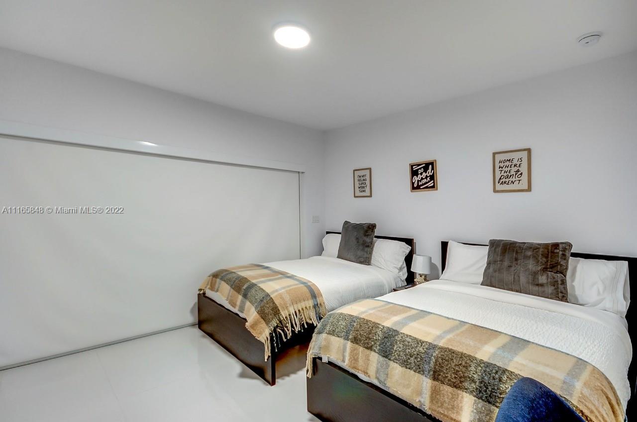 OMNI ESTATES 2ND ADDN - Residential