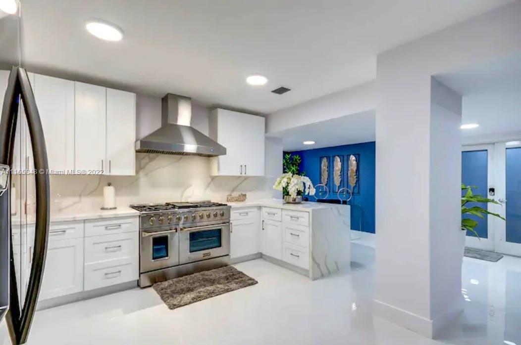 OMNI ESTATES 2ND ADDN - Residential
