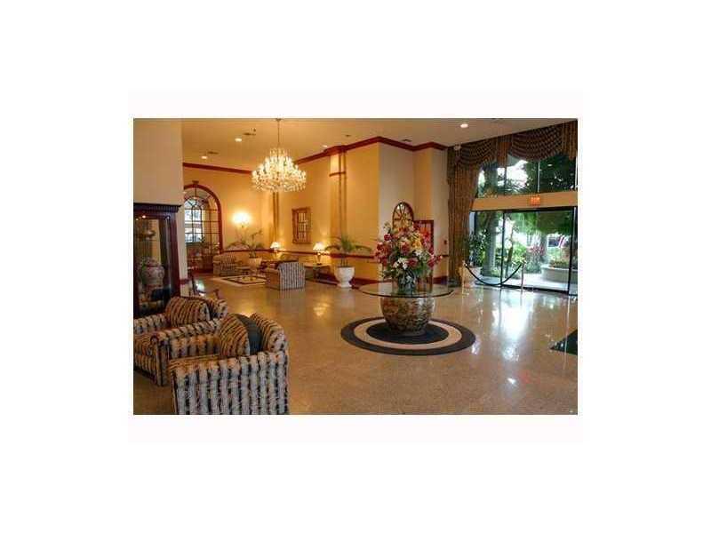 THE GRANDVIEW PALACE COND - Residential Lease