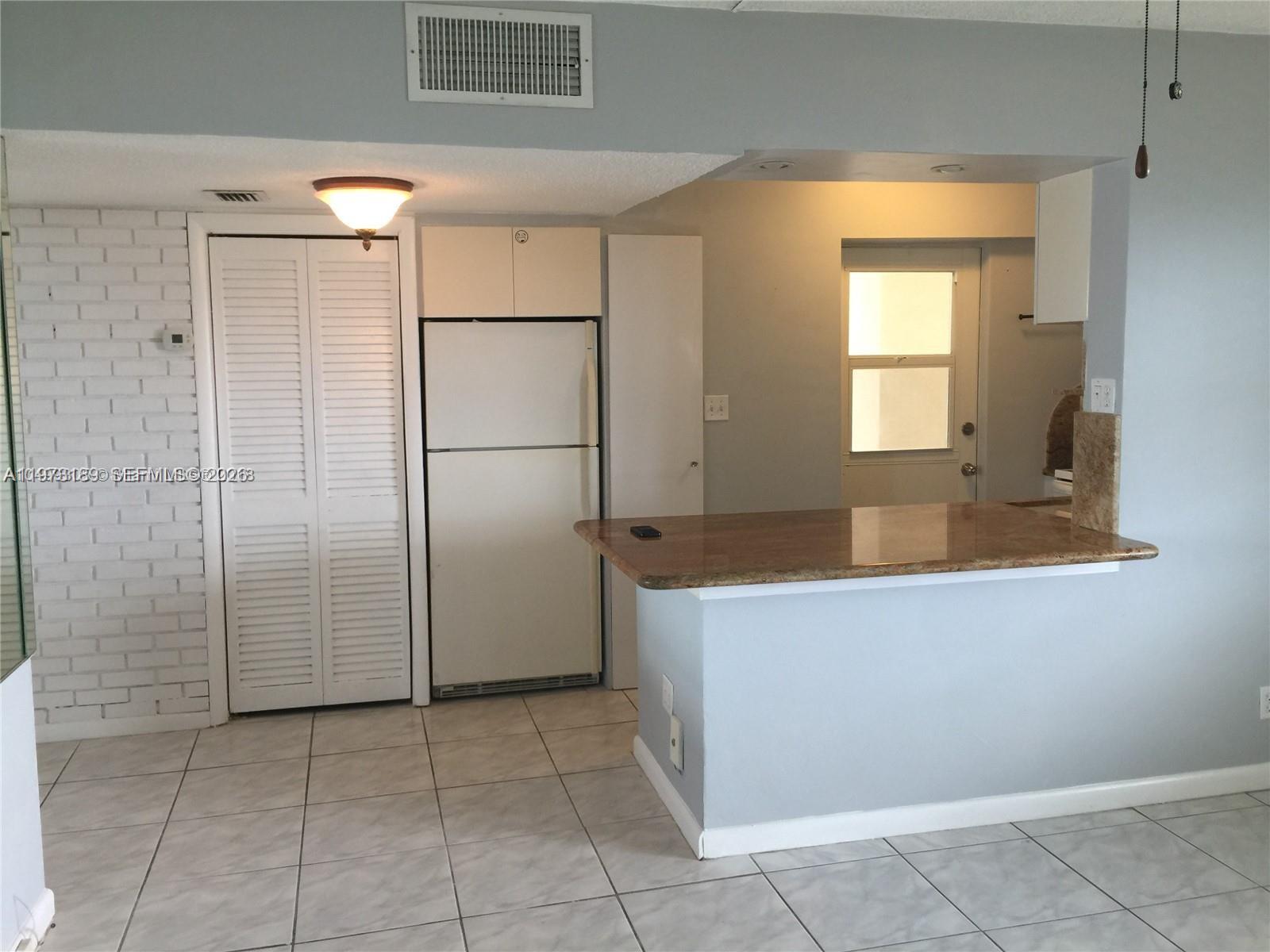 ANDORIC APTS CO-OP - Residential