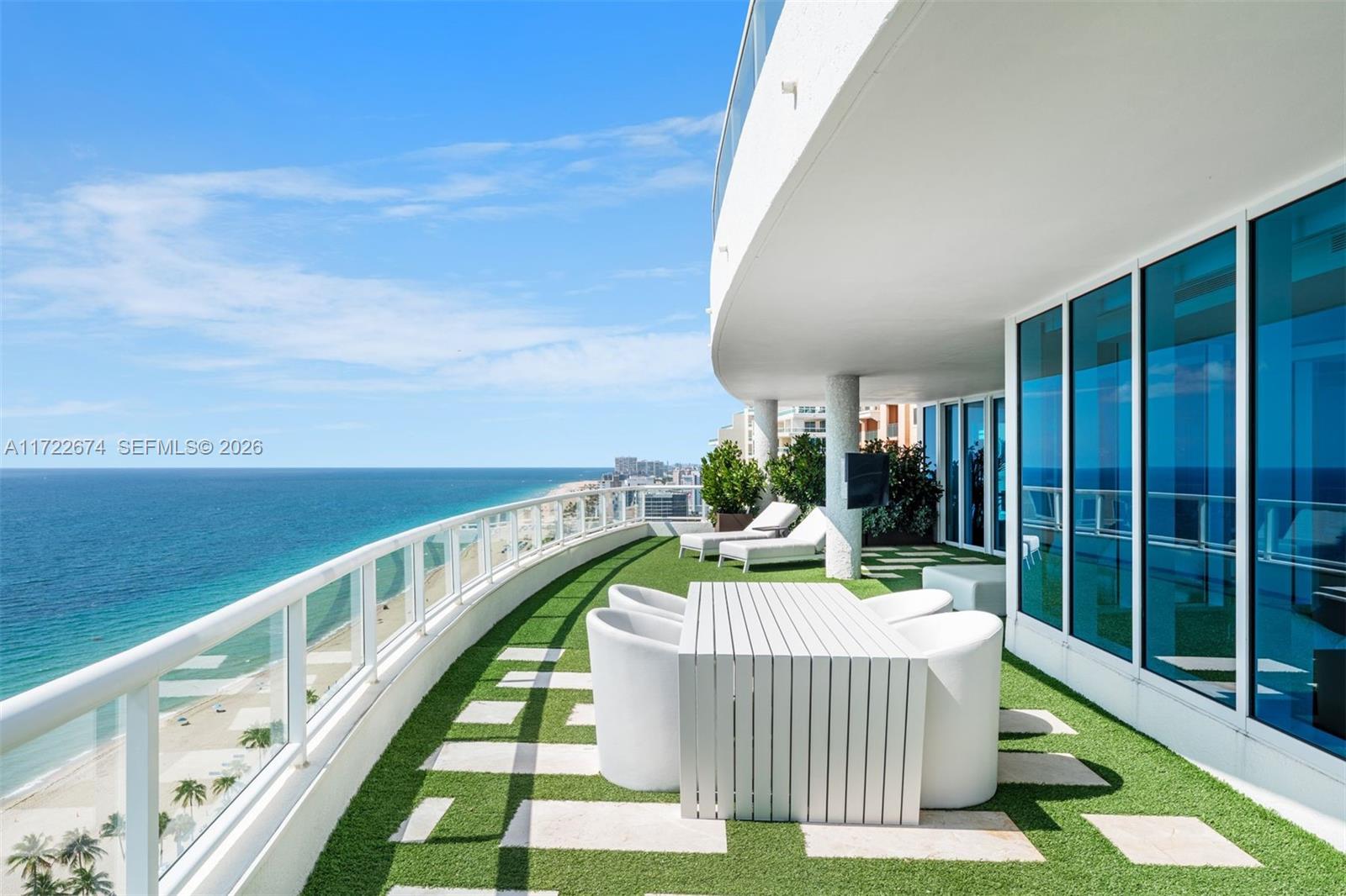 Ritz-Carlton - Residential