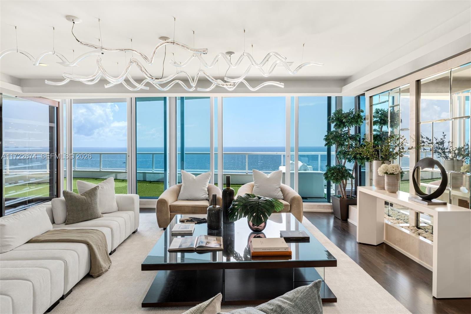 Ritz-Carlton - Residential