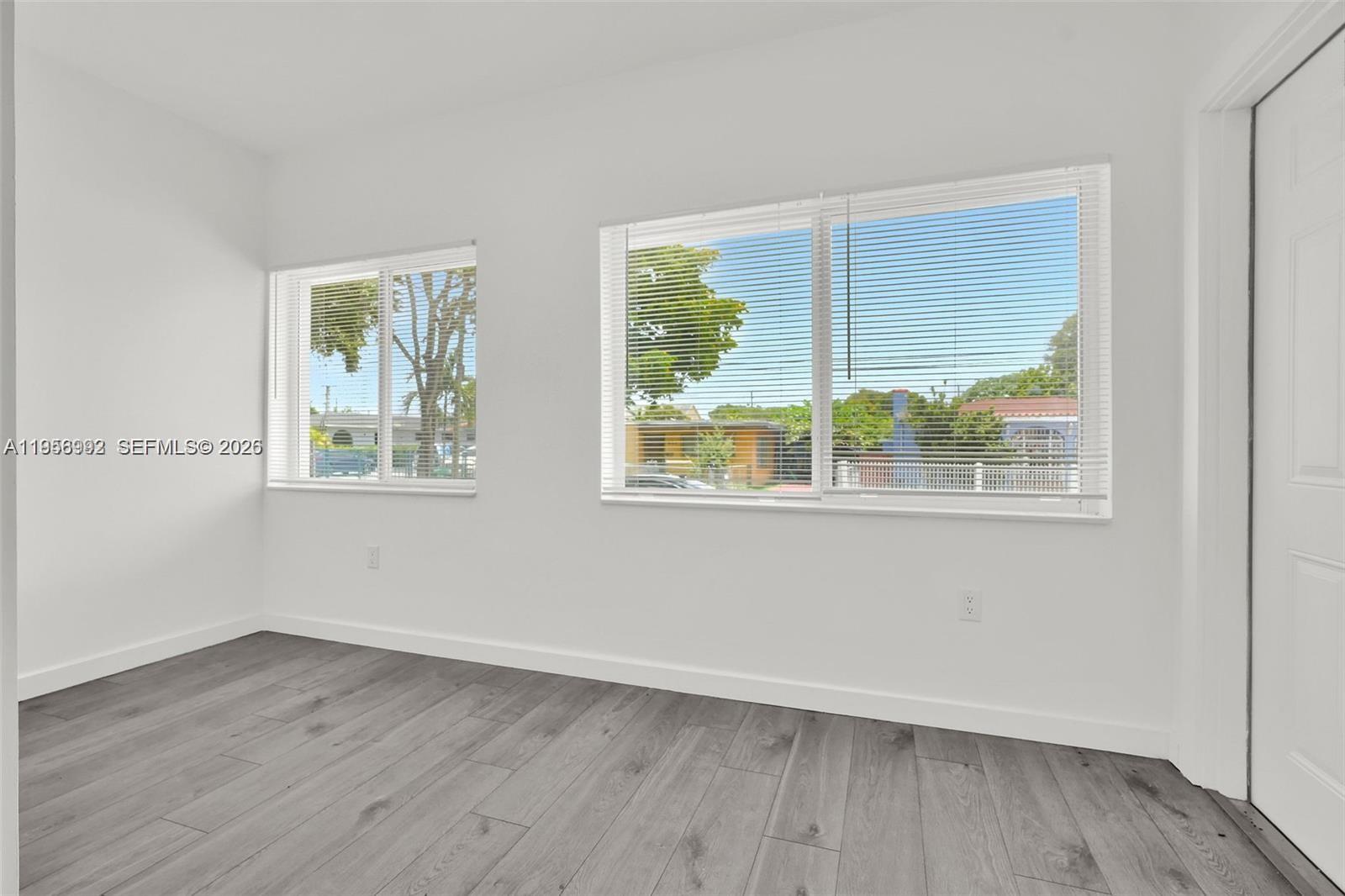 AUSTIN HEIGHTS - Residential Income