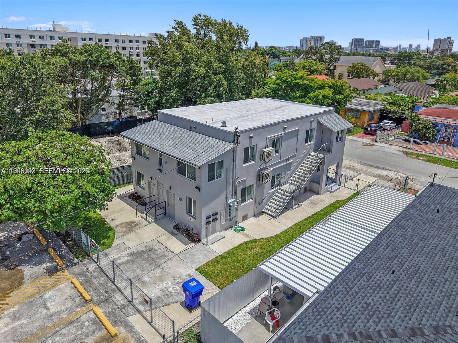 AUSTIN HEIGHTS - Residential Income
