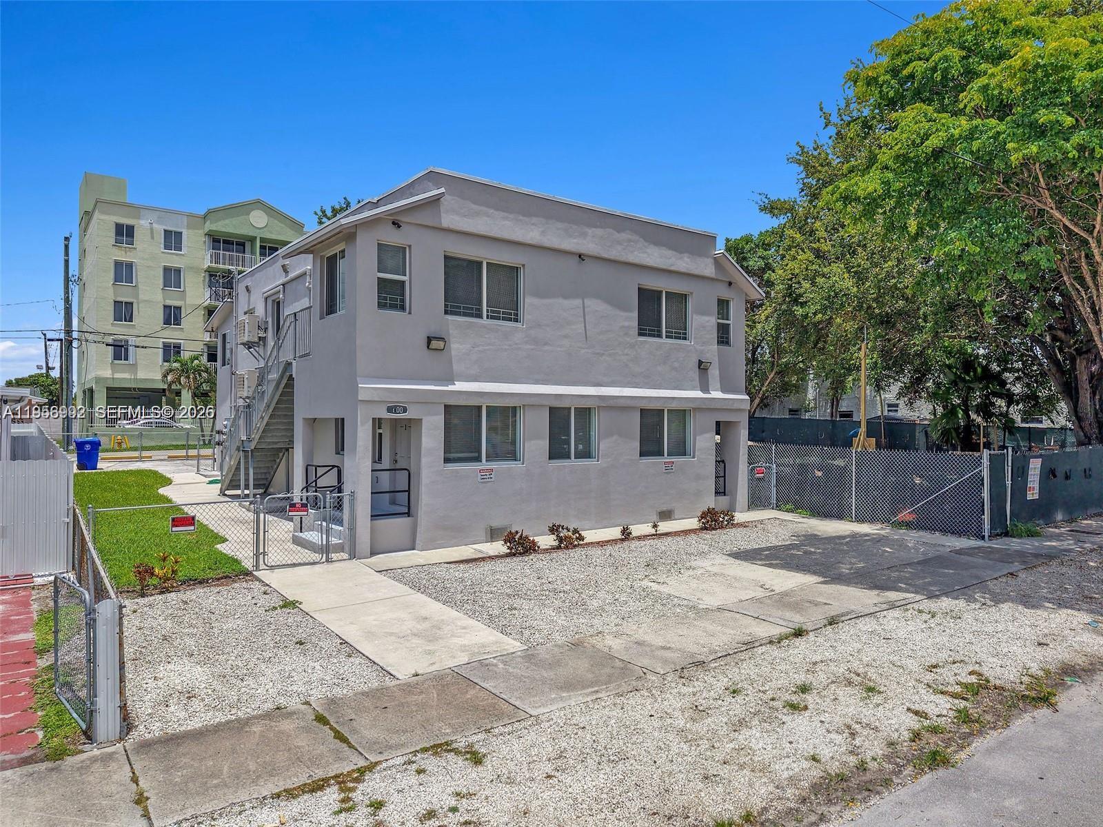 AUSTIN HEIGHTS - Residential Income
