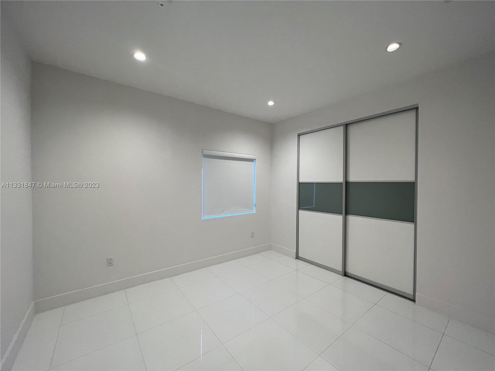 BAYWOOD - Residential Lease