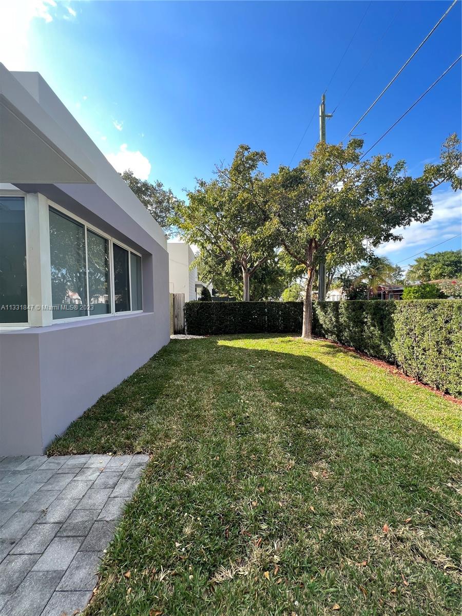BAYWOOD - Residential Lease