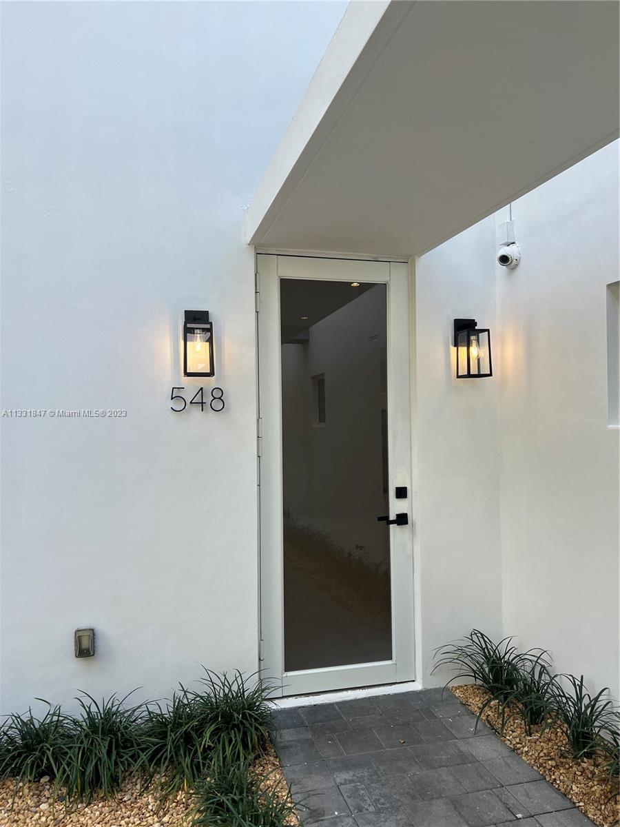 BAYWOOD - Residential Lease