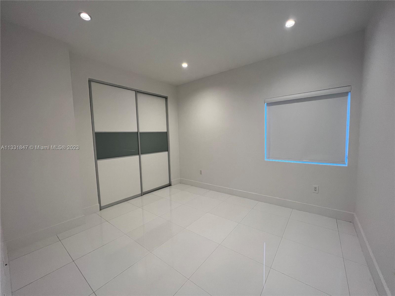 BAYWOOD - Residential Lease