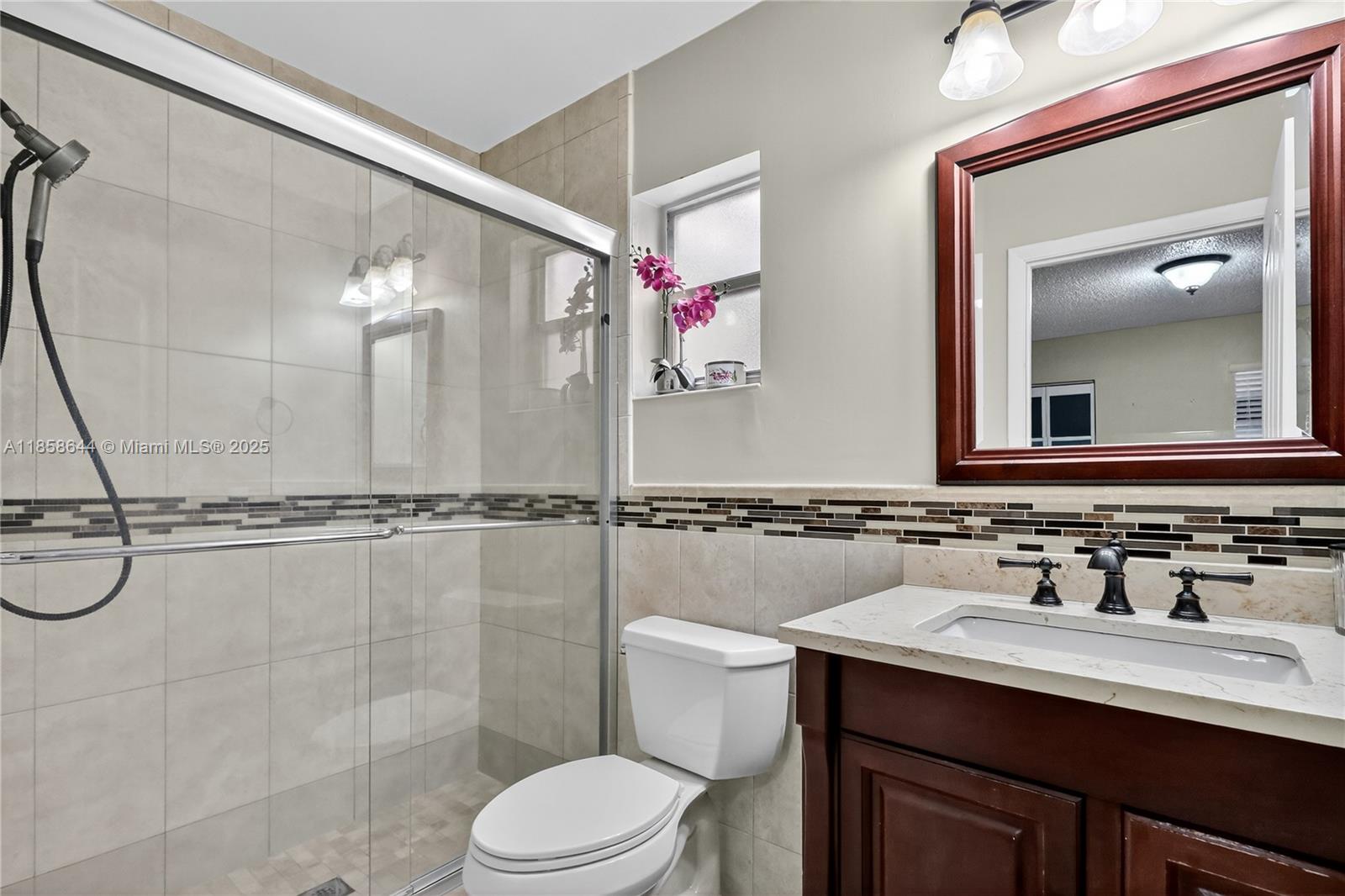 2ND COURT VILLAS CONDO - Residential
