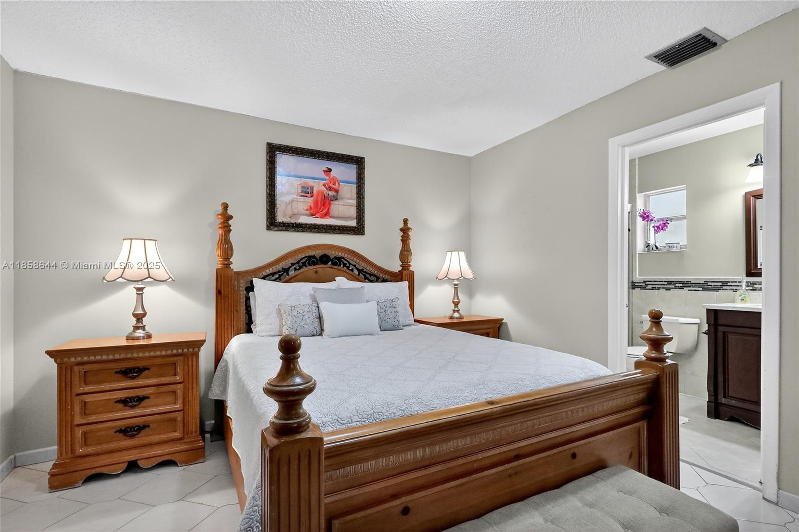 2ND COURT VILLAS CONDO - Residential