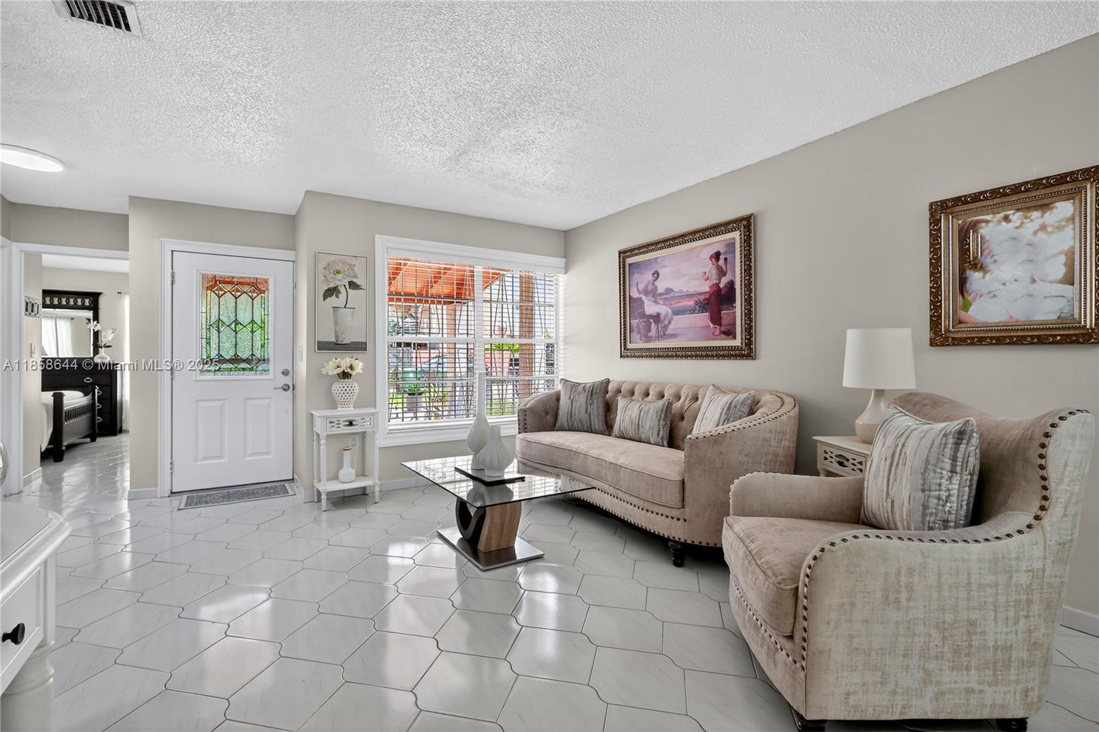 2ND COURT VILLAS CONDO - Residential