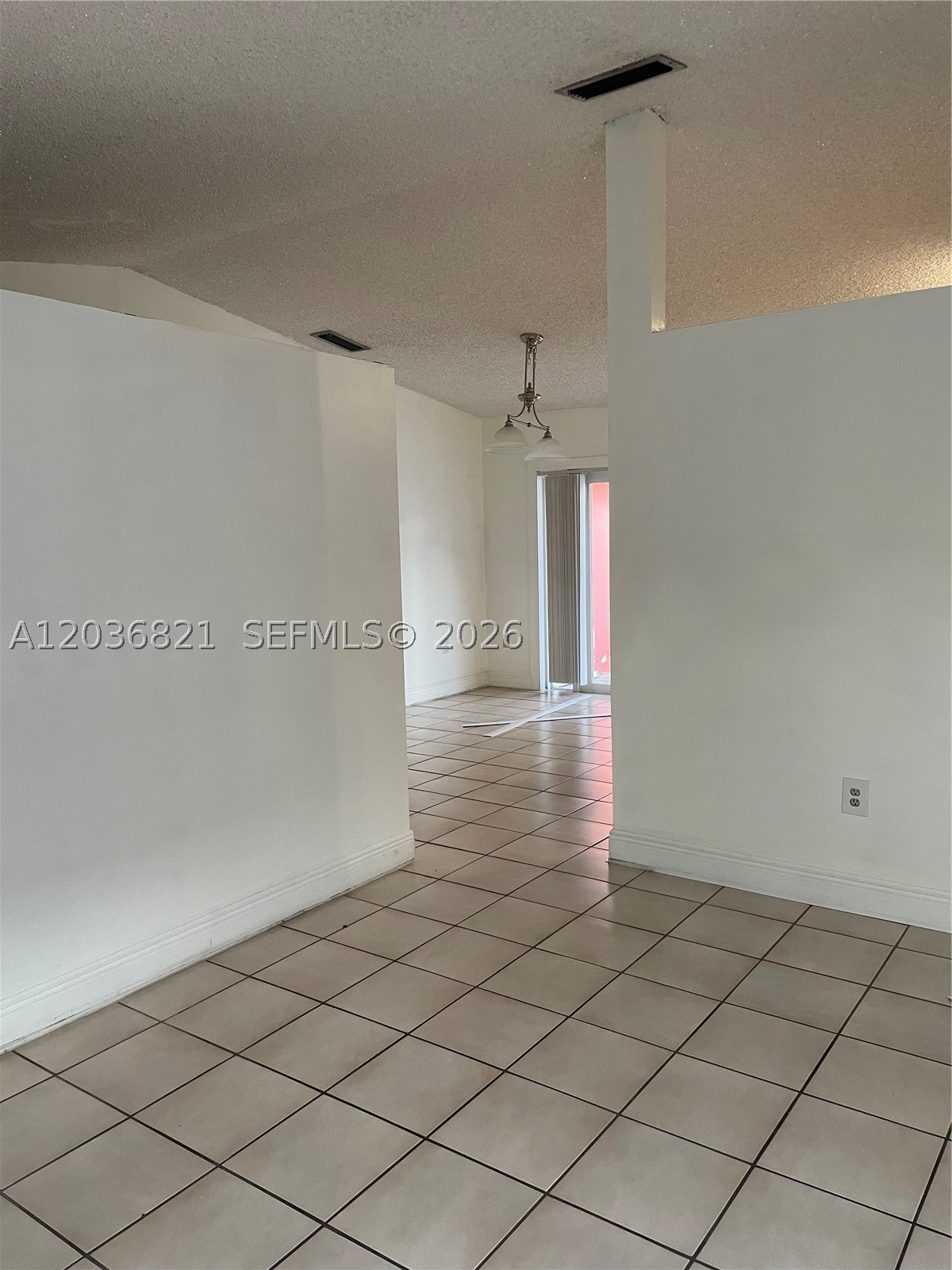 WEST MILLER HEIGHTS SEC 1 - Residential Lease