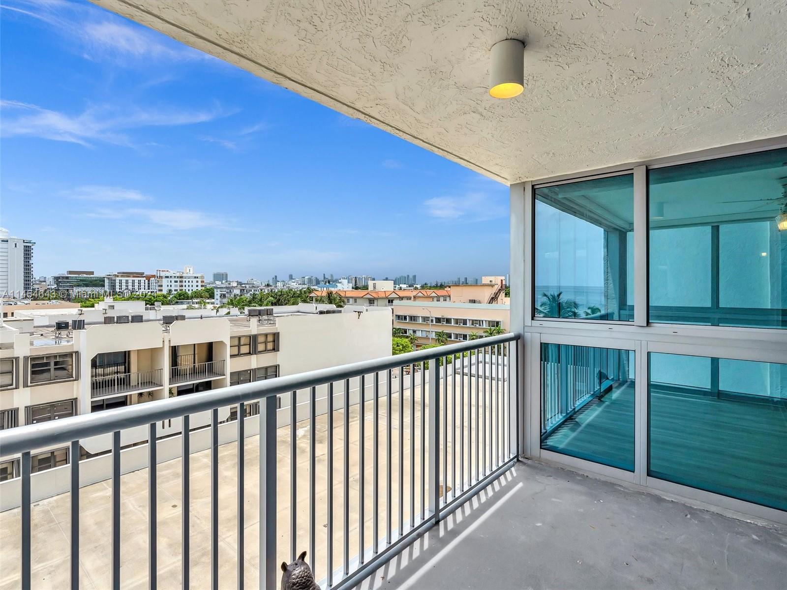 MIRASOL OCEAN TOWERS COND - Residential