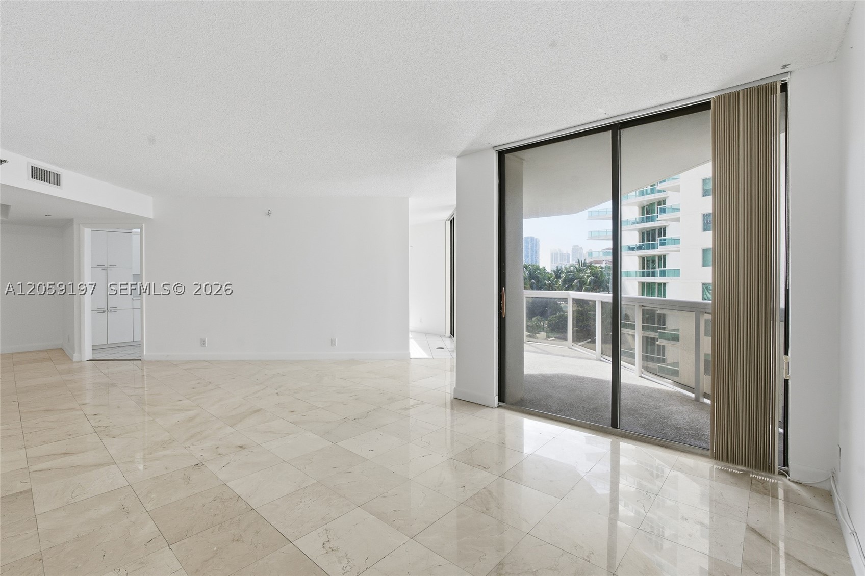 THE LANDMARK CONDO - Residential