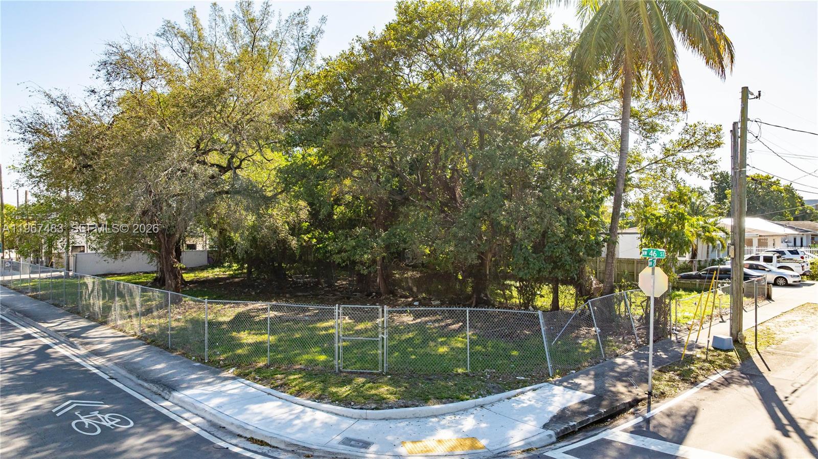 BUCKEYE PARK - Land