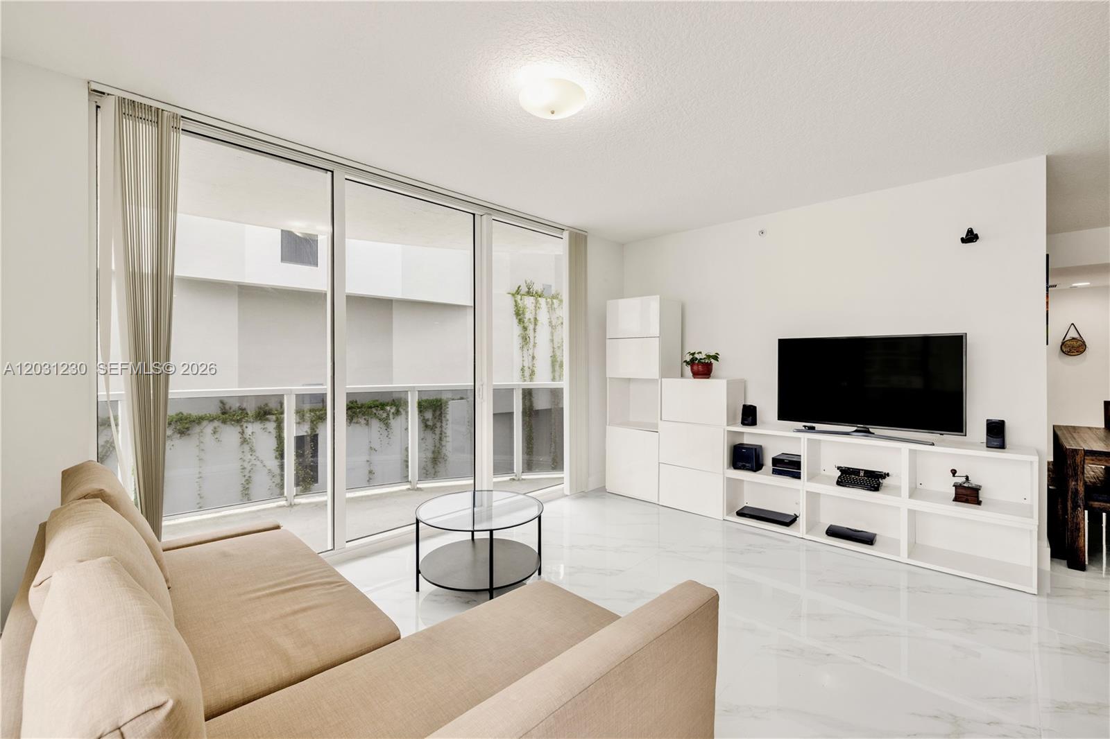 23 BISCAYNE BAY CONDO - Residential Lease