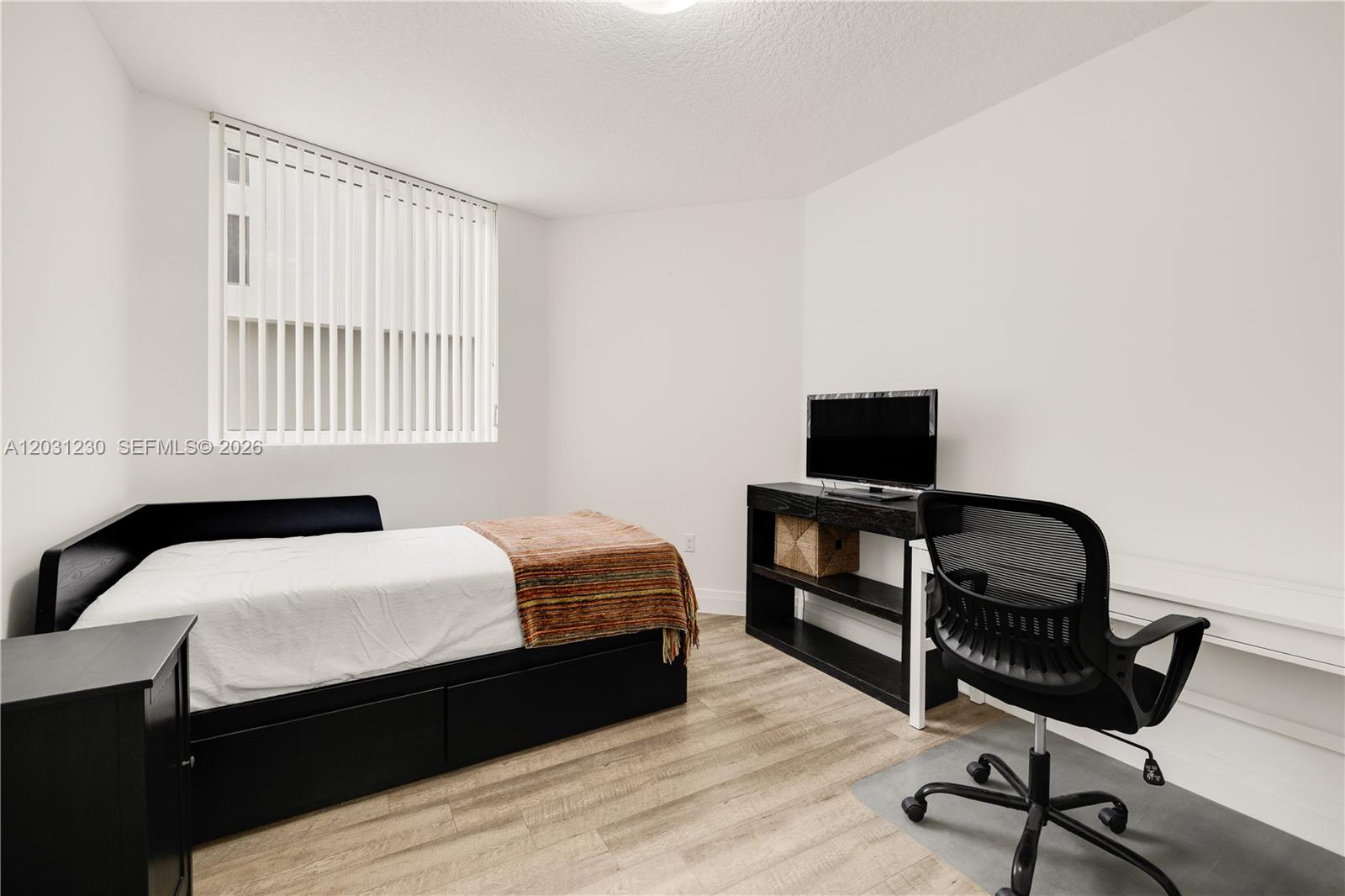 23 BISCAYNE BAY CONDO - Residential Lease