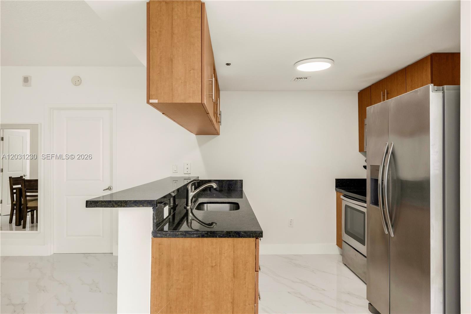23 BISCAYNE BAY CONDO - Residential Lease