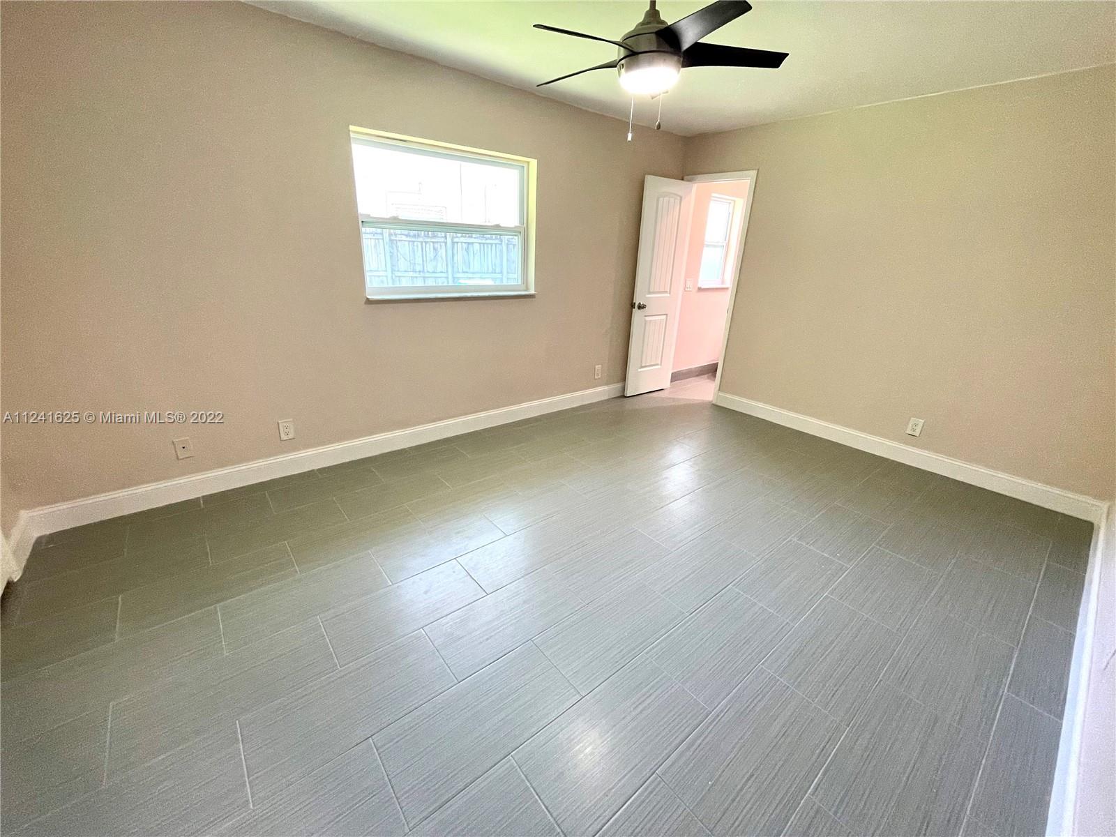 CORAL SPRINGS COUNTRY CLU - Residential Lease