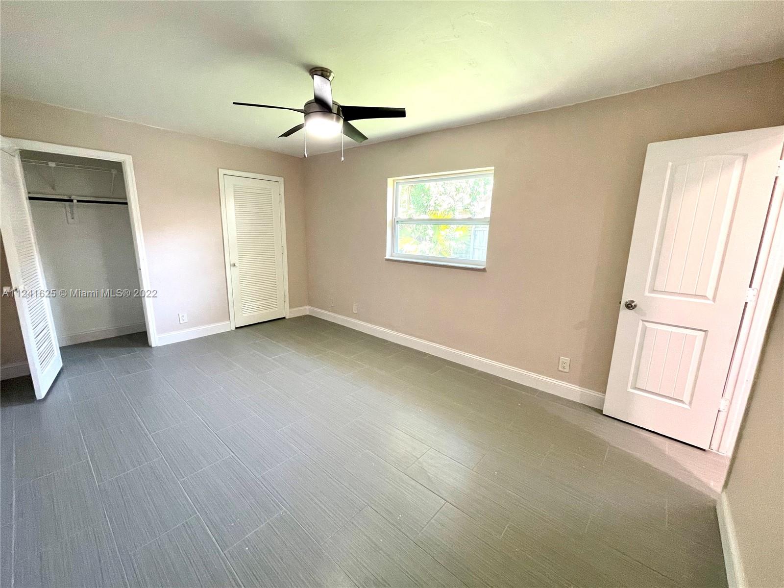 CORAL SPRINGS COUNTRY CLU - Residential Lease