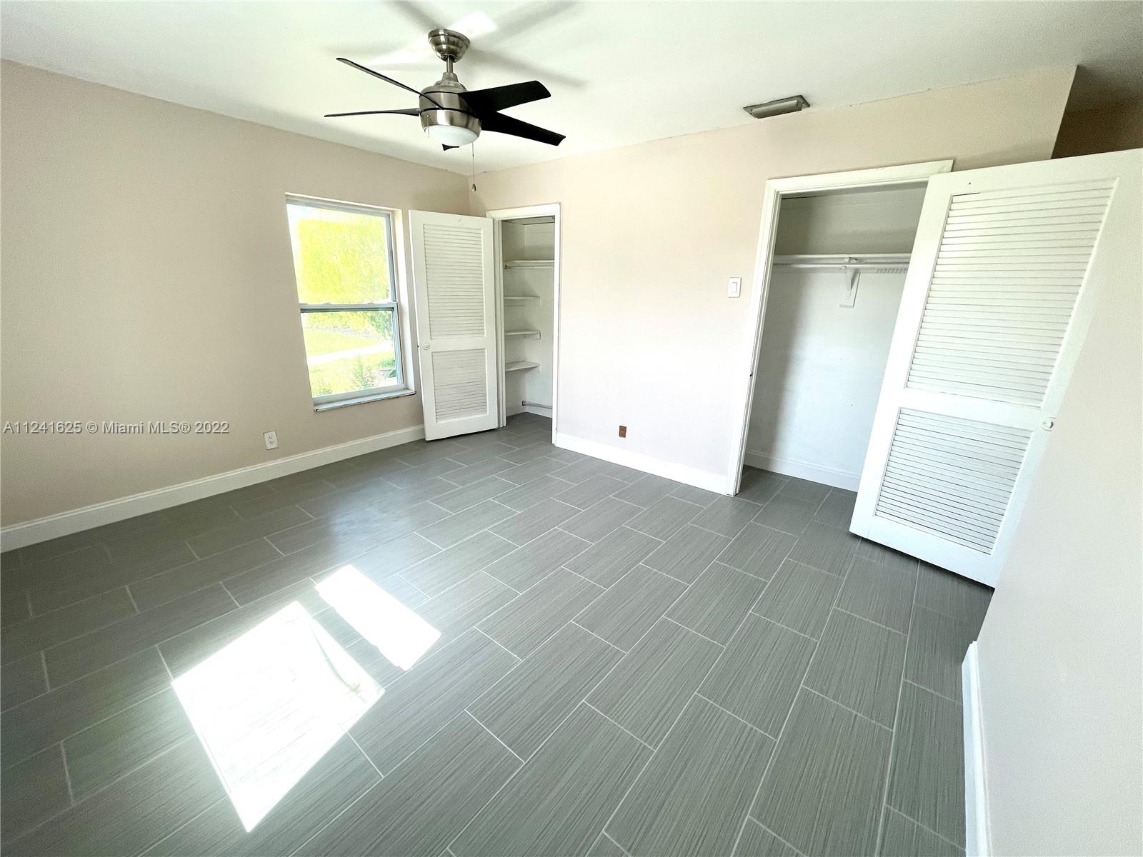 CORAL SPRINGS COUNTRY CLU - Residential Lease