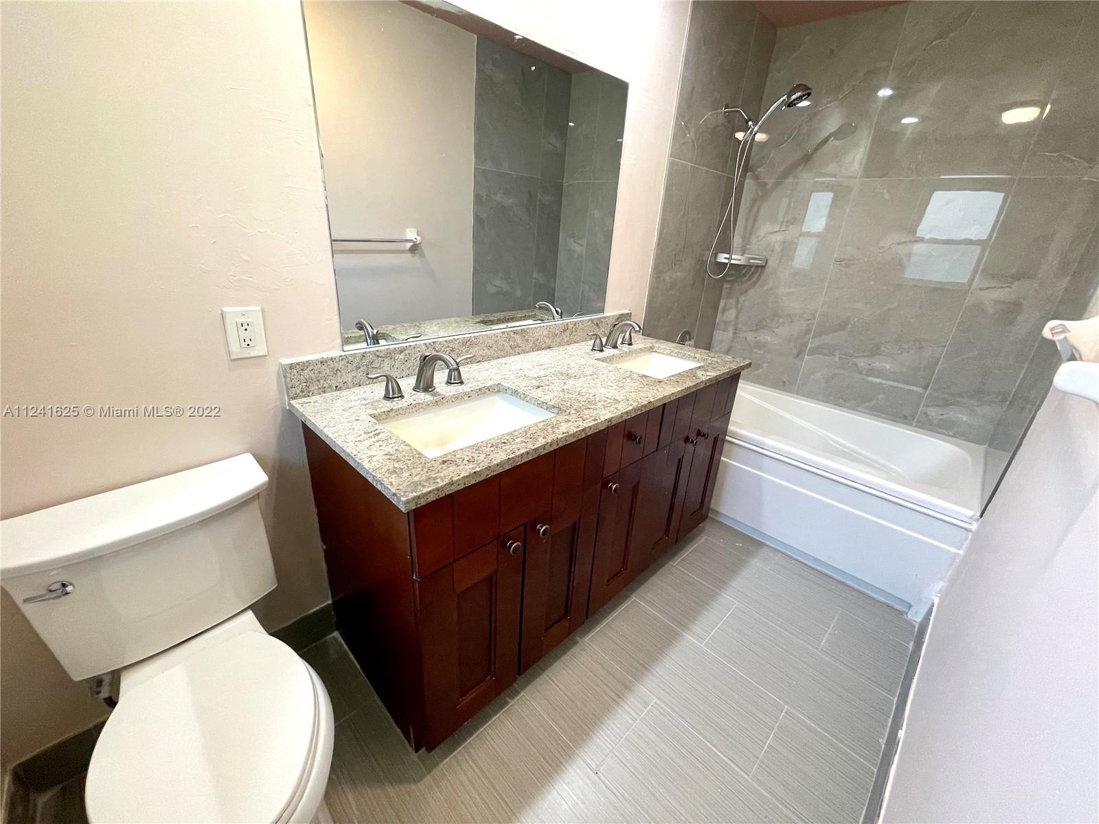 CORAL SPRINGS COUNTRY CLU - Residential Lease