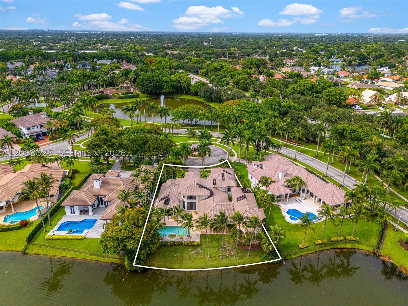 ENCLAVE - Residential
