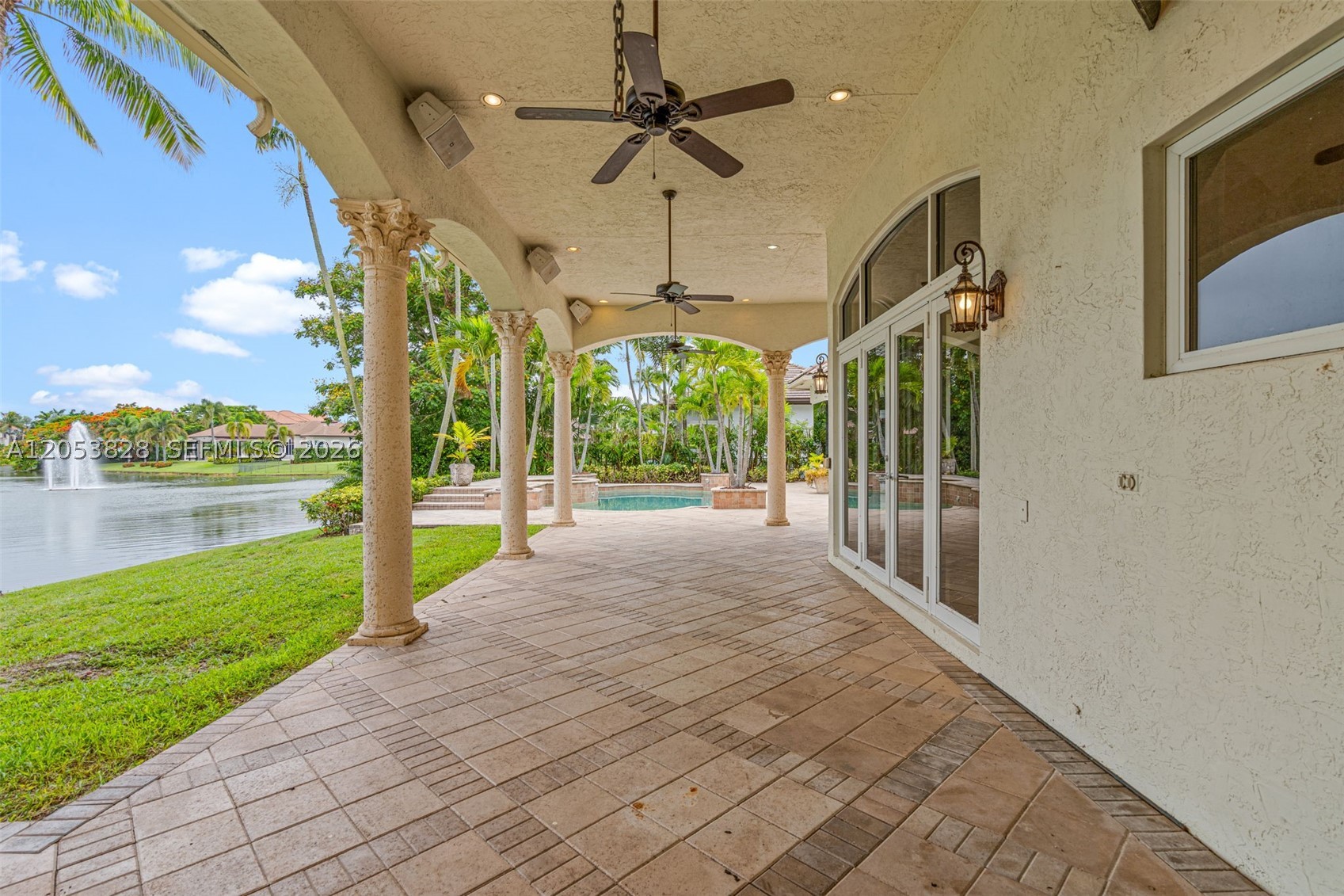 ENCLAVE - Residential