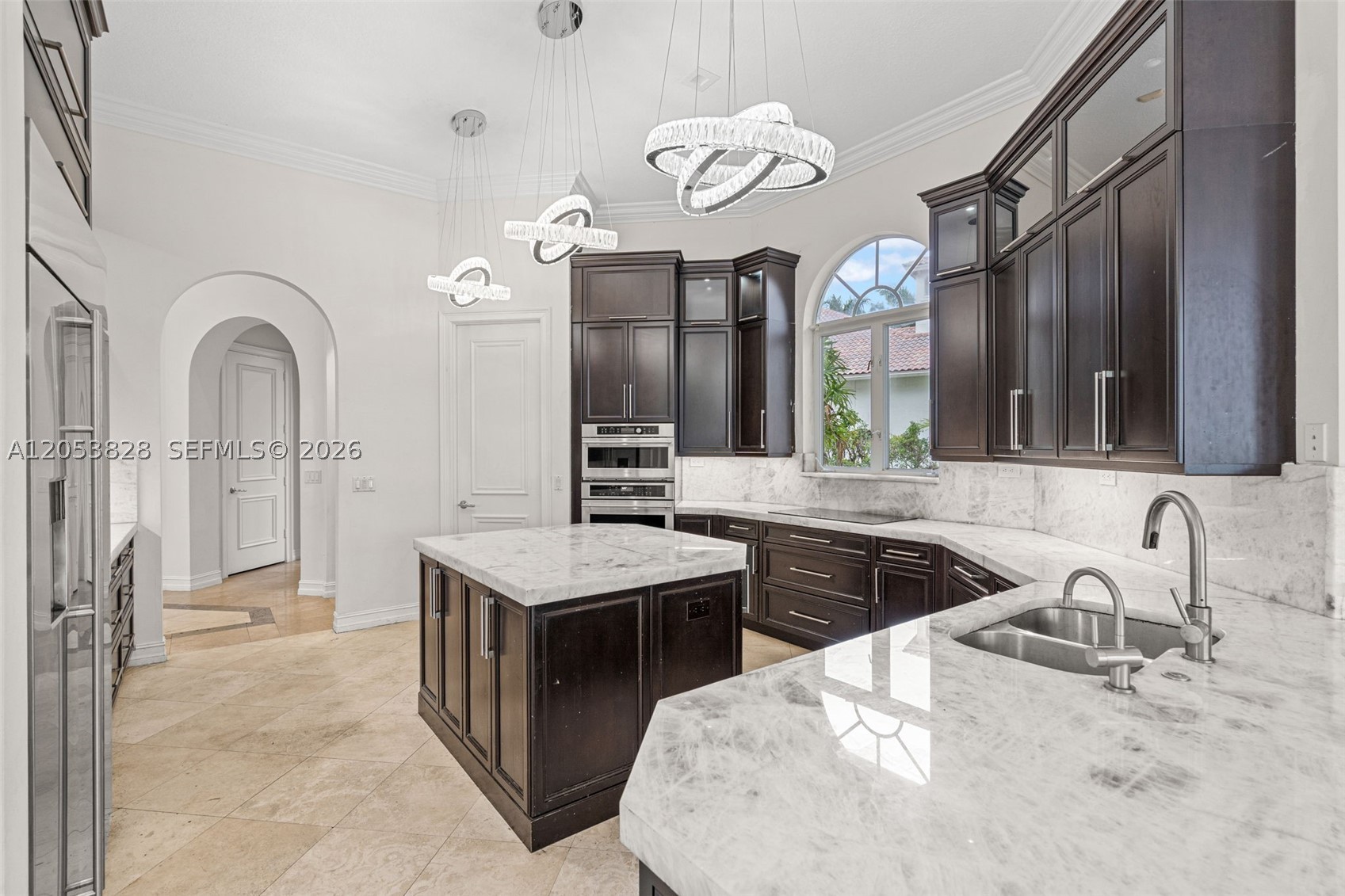 ENCLAVE - Residential
