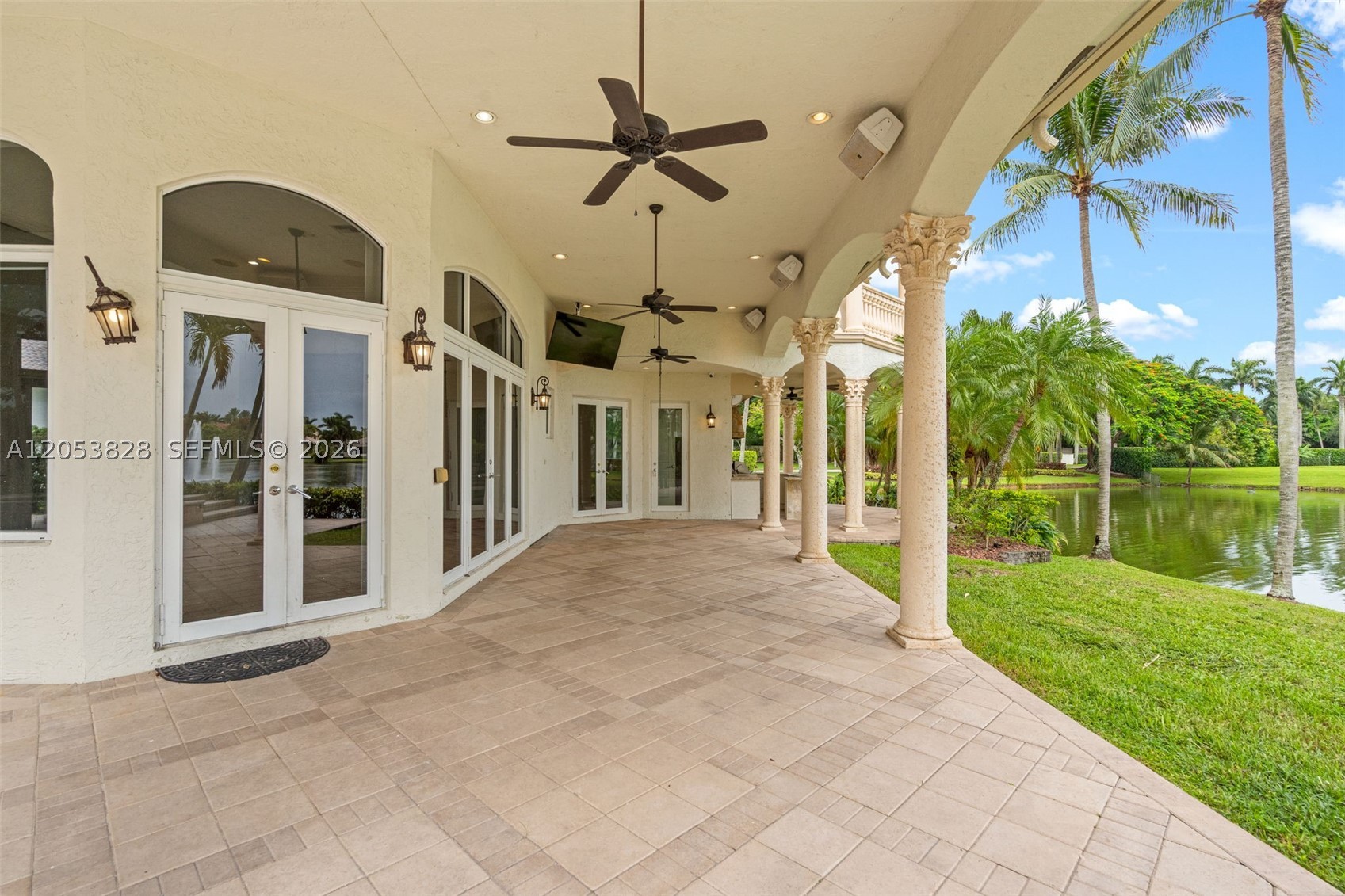ENCLAVE - Residential