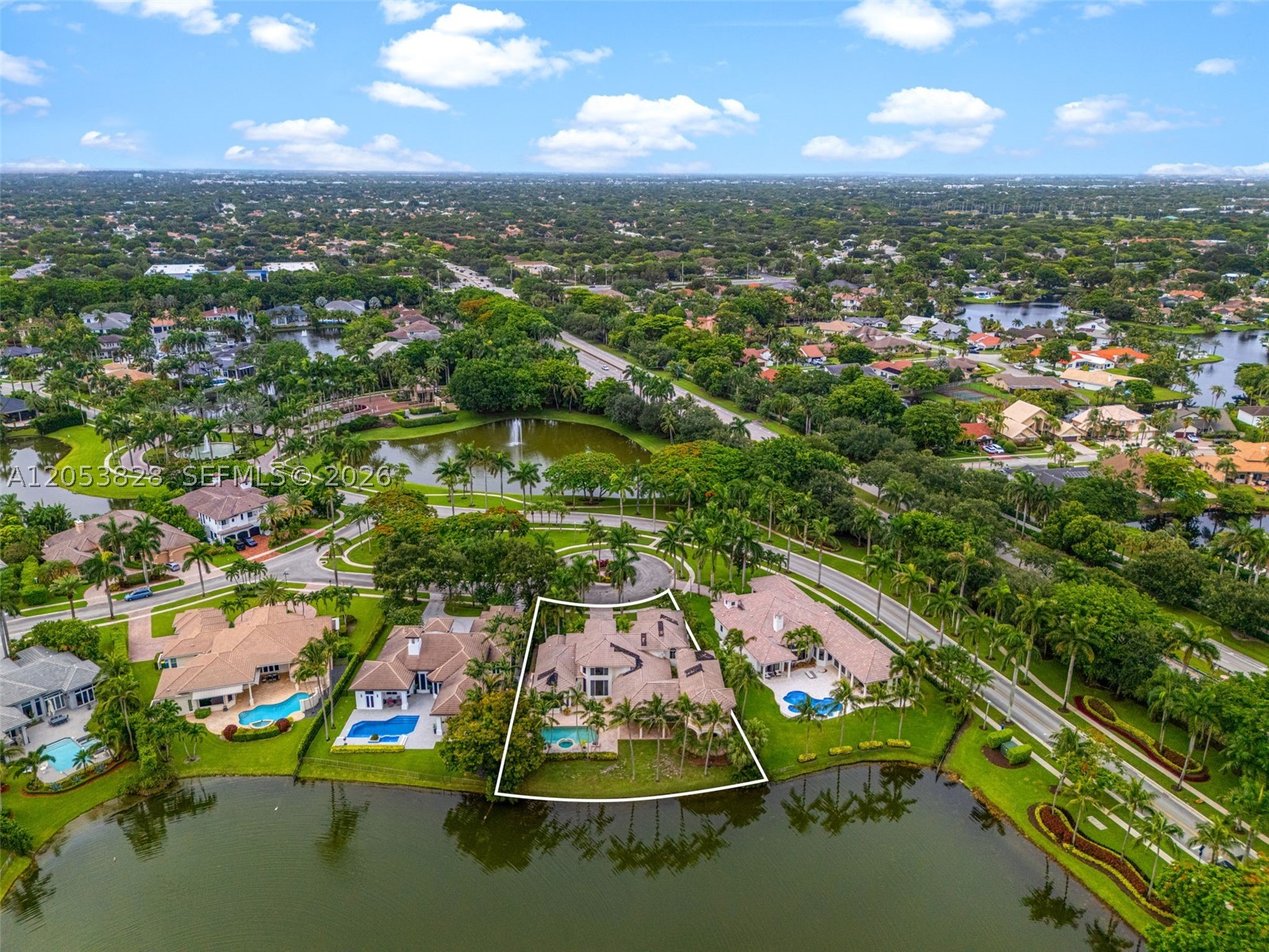 ENCLAVE - Residential