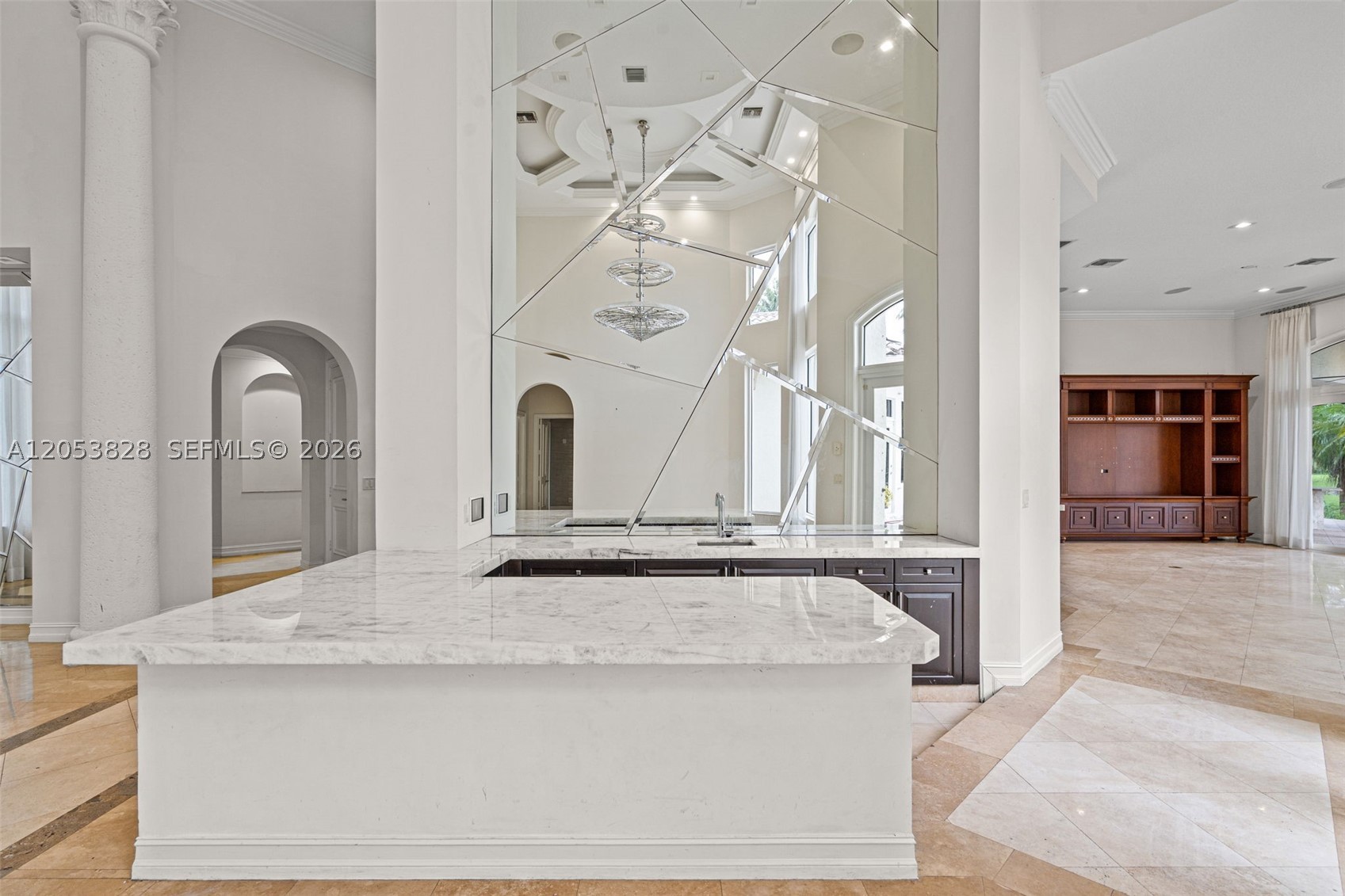 ENCLAVE - Residential