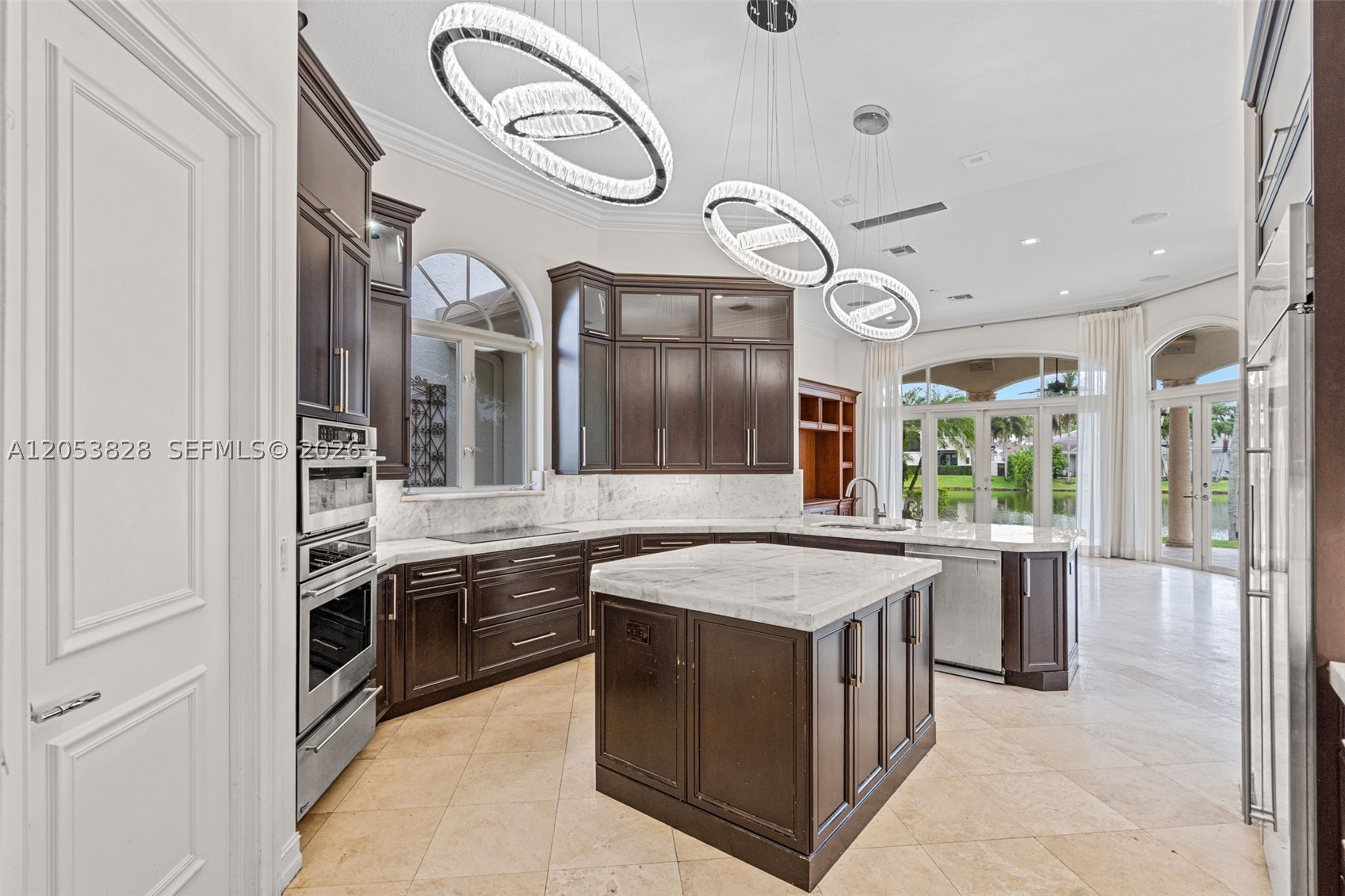 ENCLAVE - Residential