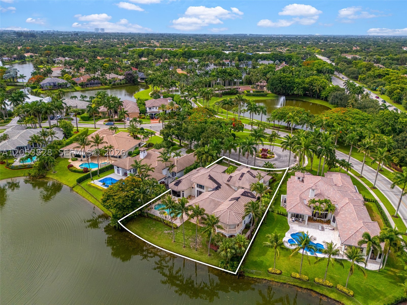 ENCLAVE - Residential