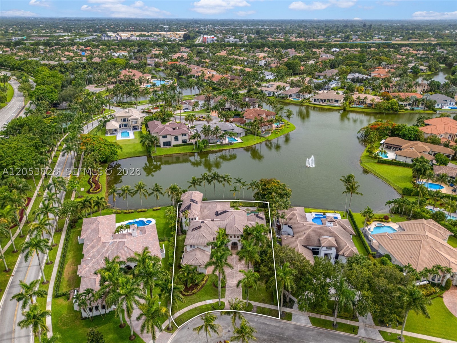 ENCLAVE - Residential