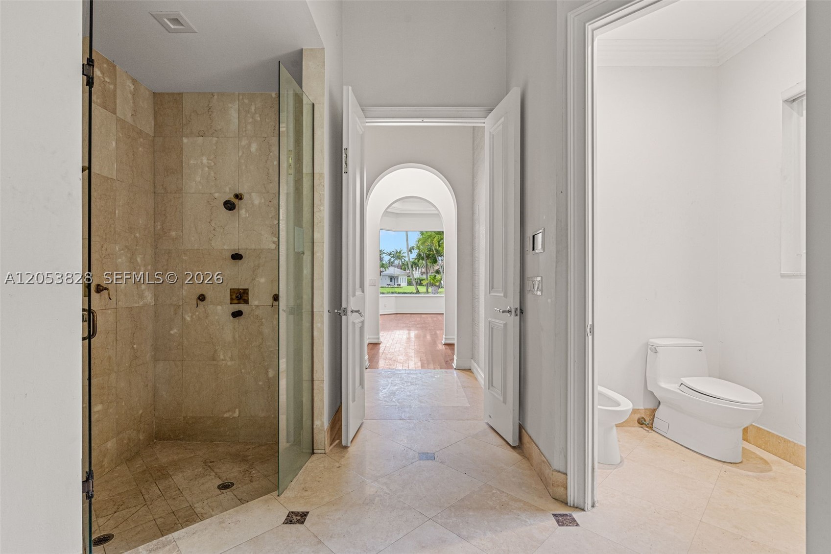 ENCLAVE - Residential