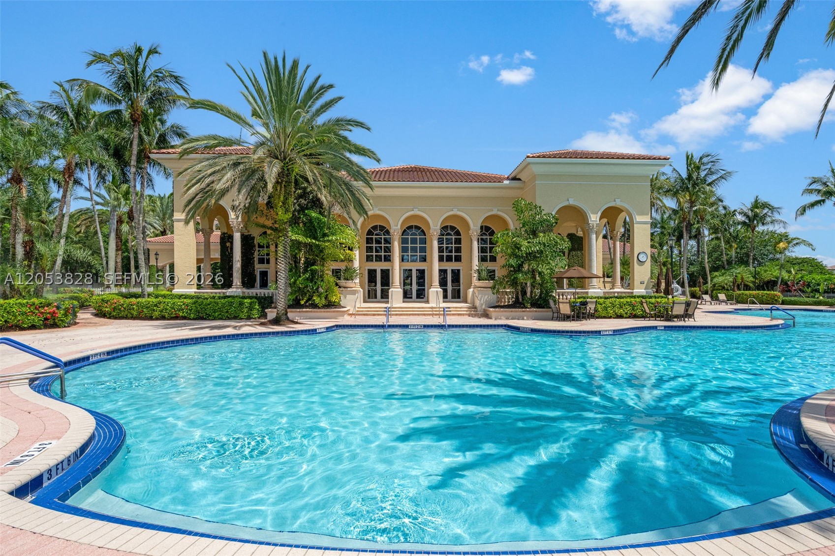 ENCLAVE - Residential