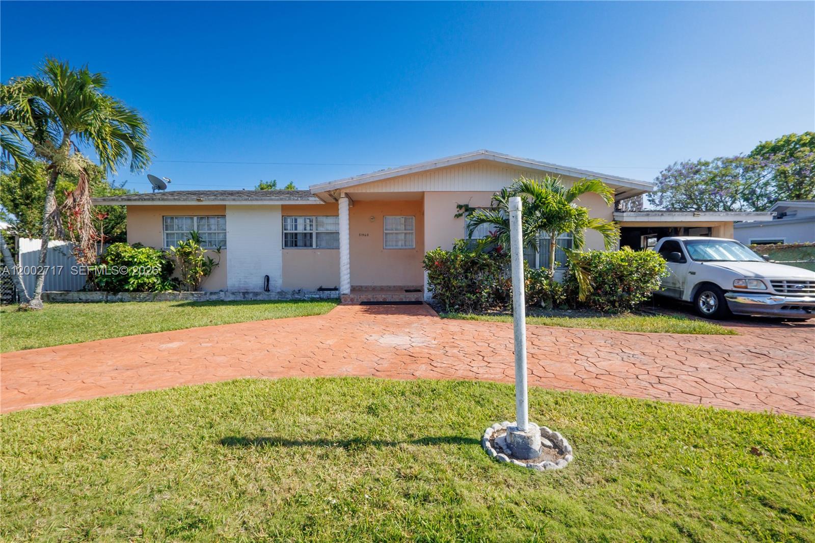 SO MIAMI HEIGHTS MANOR - Residential