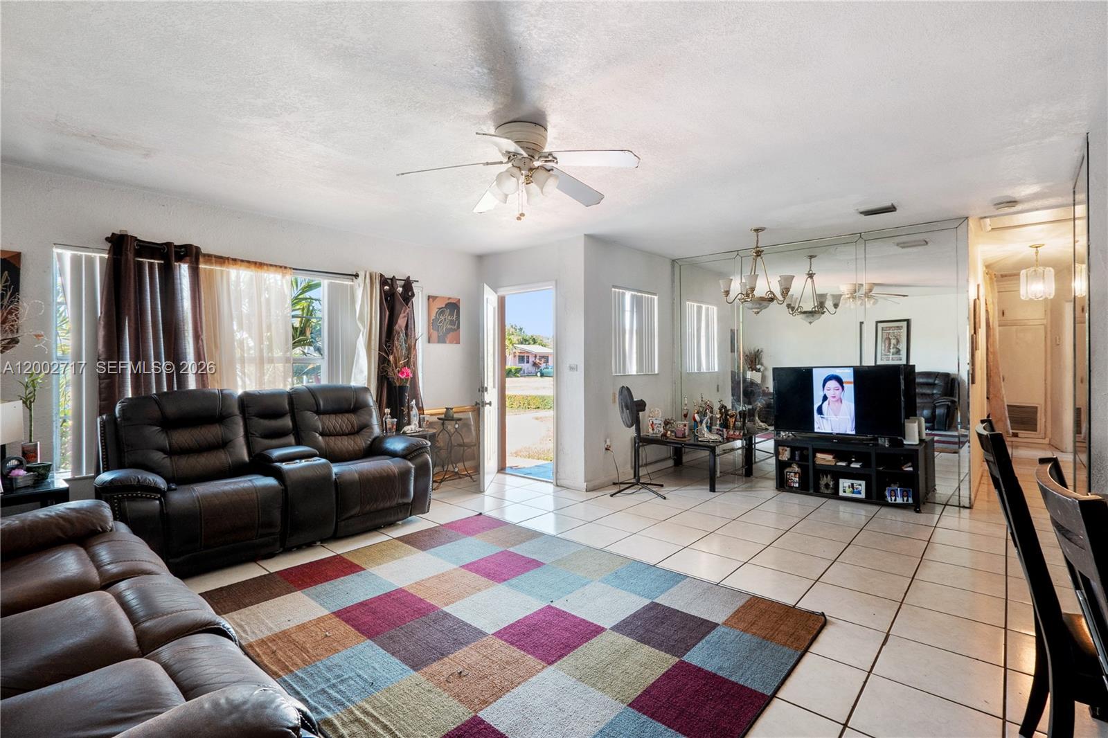 SO MIAMI HEIGHTS MANOR - Residential
