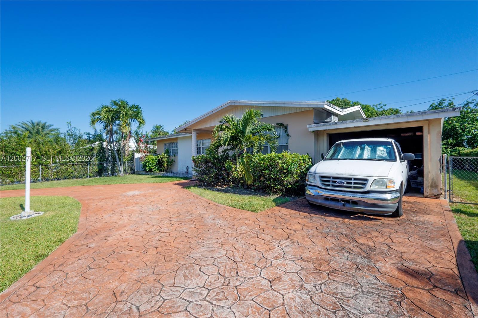 SO MIAMI HEIGHTS MANOR - Residential