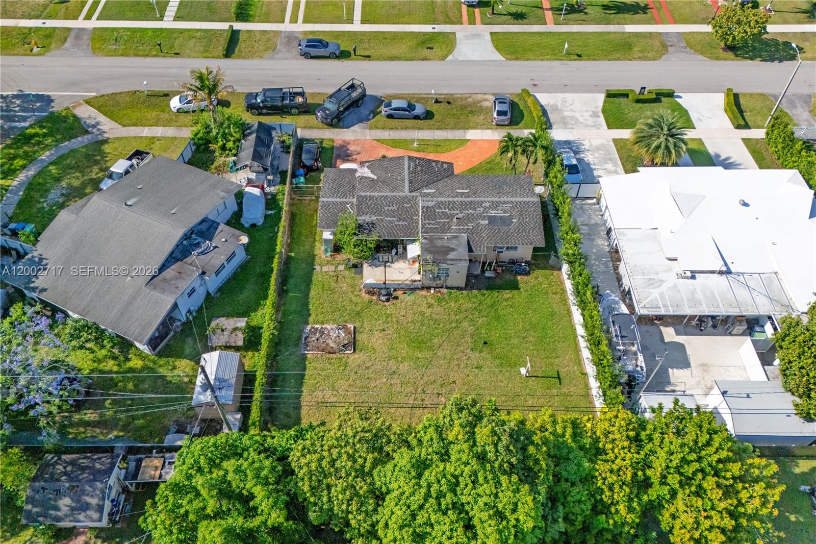 SO MIAMI HEIGHTS MANOR - Residential