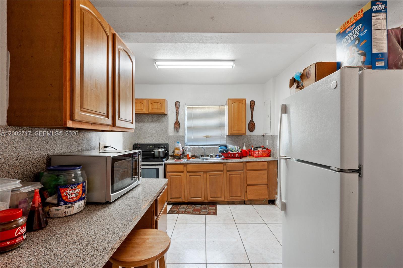 SO MIAMI HEIGHTS MANOR - Residential