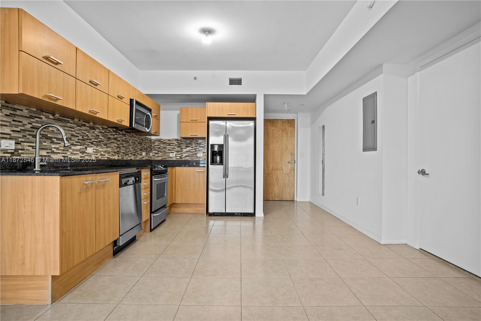 WIND CONDO - Residential Lease