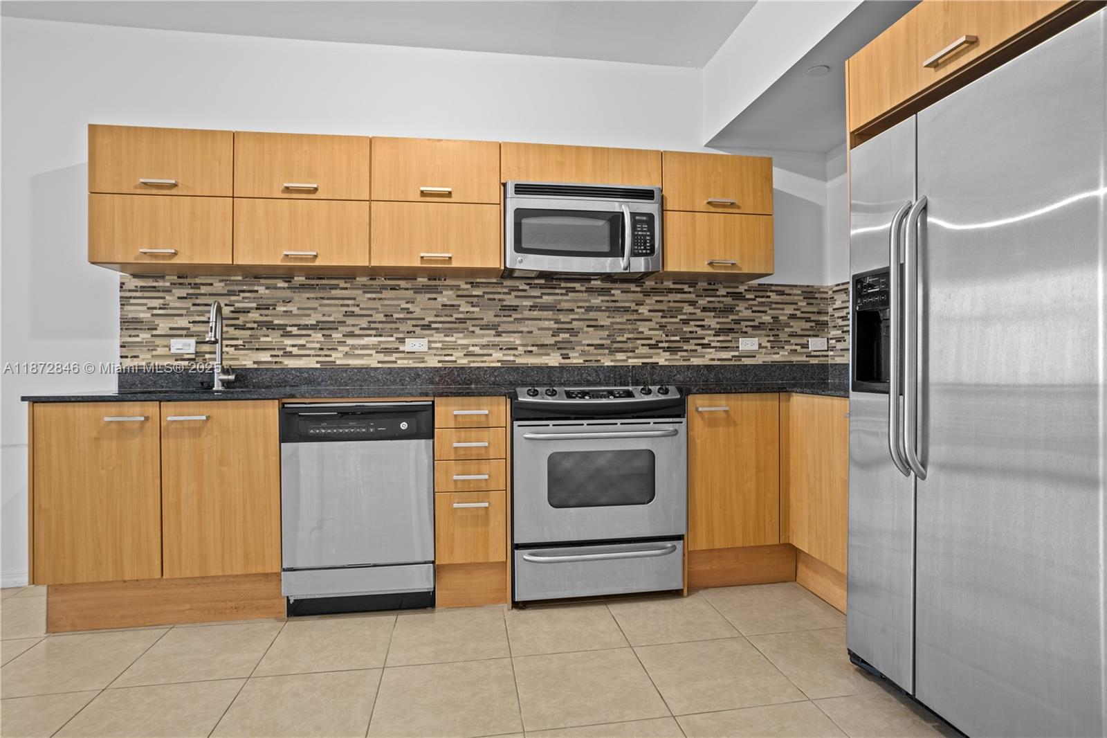 WIND CONDO - Residential Lease