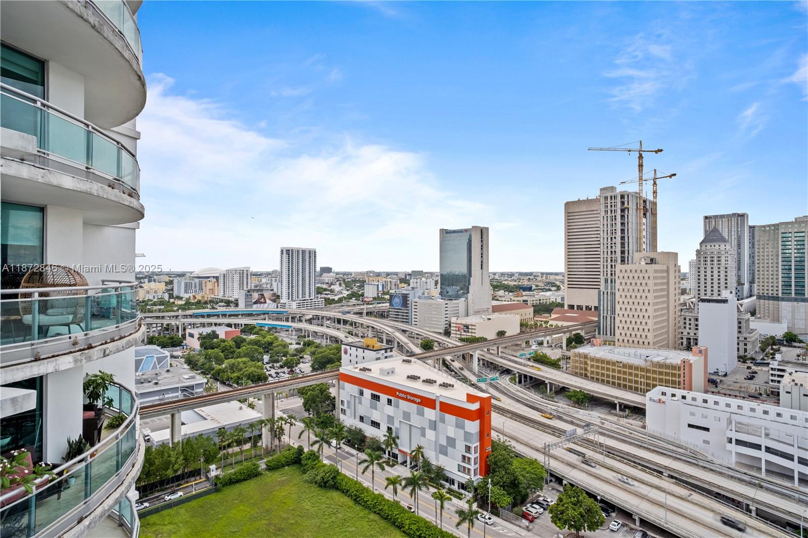 WIND CONDO - Residential Lease