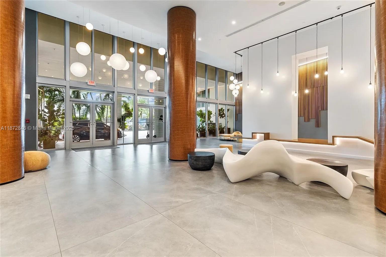 WIND CONDO - Residential Lease