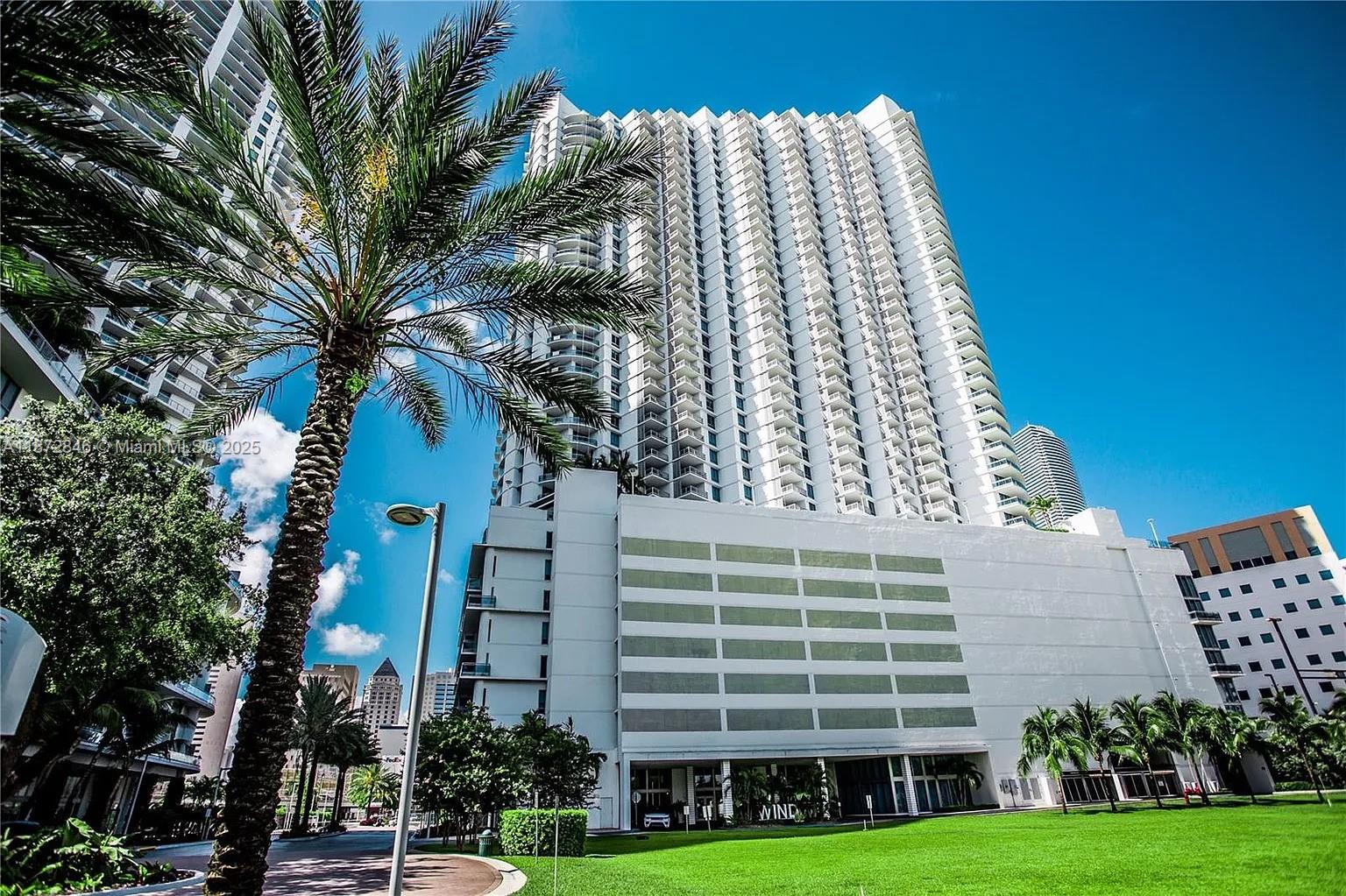 WIND CONDO - Residential Lease